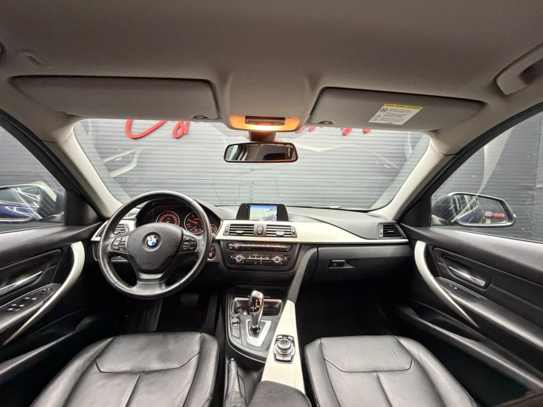 BMW 320d, 2.0 Diesel, Navigatie, Cutie Automata, An 2013