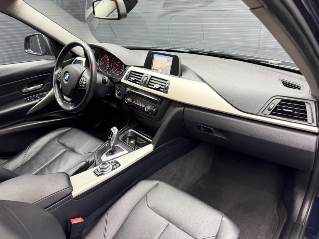BMW 320d, 2.0 Diesel, Navigatie, Cutie Automata, An 2013