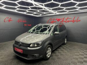 VOLKSWAGEN TOURAN 7 Locuri,1.2 Benzina, Cutie Manuala, Incalzire Scaune, An 2011 VOLKSWAGEN TOURAN 7 Locuri,1.2 Benzina, Cutie Manuala, Incalzire Scaune, An 2011