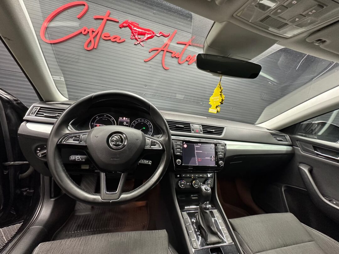 SKODA SUPERB 2.0 Diesel, Navigatie, Cutie Automata, An 2017