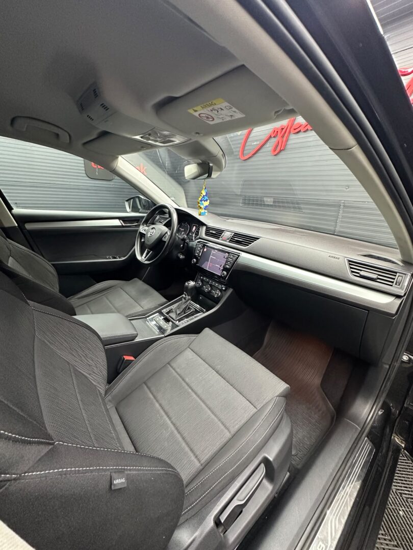 SKODA SUPERB 2.0 Diesel, Navigatie, Cutie Automata, An 2017