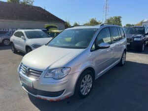 VOLKSWAGEN TOURAN 7 Locuri,1.4 Benzina, Cutie Manuala, An 2009 VOLKSWAGEN TOURAN 7 Locuri,1.4 Benzina, Cutie Manuala, An 2009