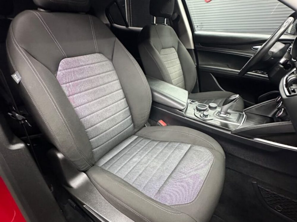 alfa-romeo-stelvio-2-2-diesel-4x4-navigatie-cutie-automat-an-2017-copie