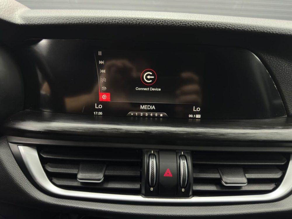 alfa-romeo-stelvio-2-2-diesel-4x4-navigatie-cutie-automat-an-2017-copie