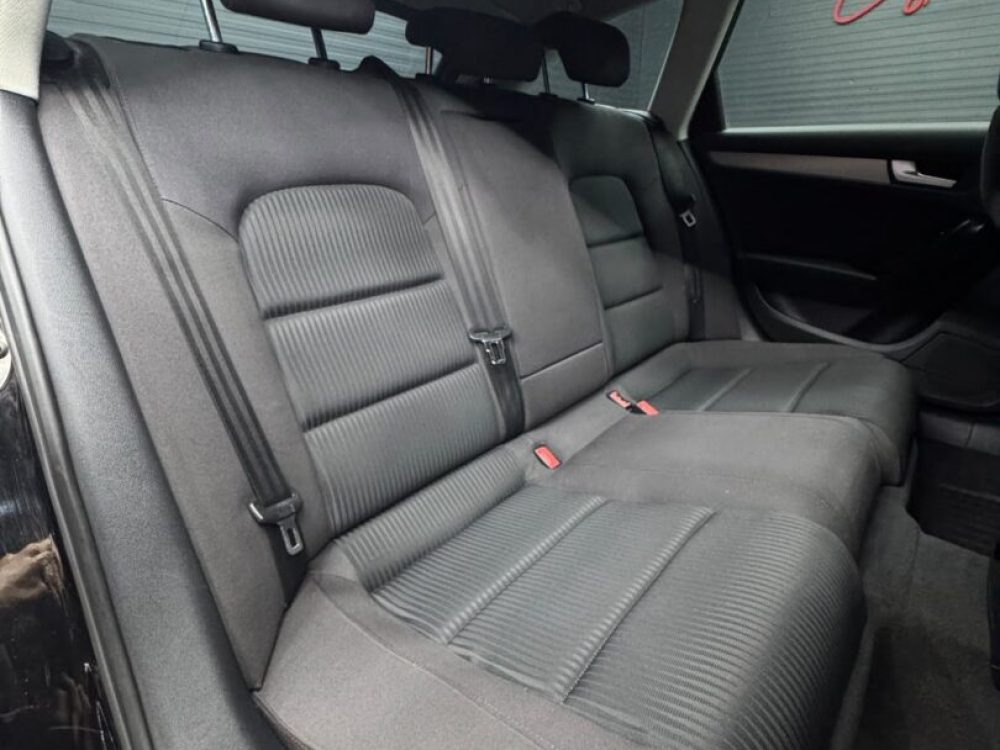 audi-a4-2-0-diesel-cutie-automata-an-2011-copie