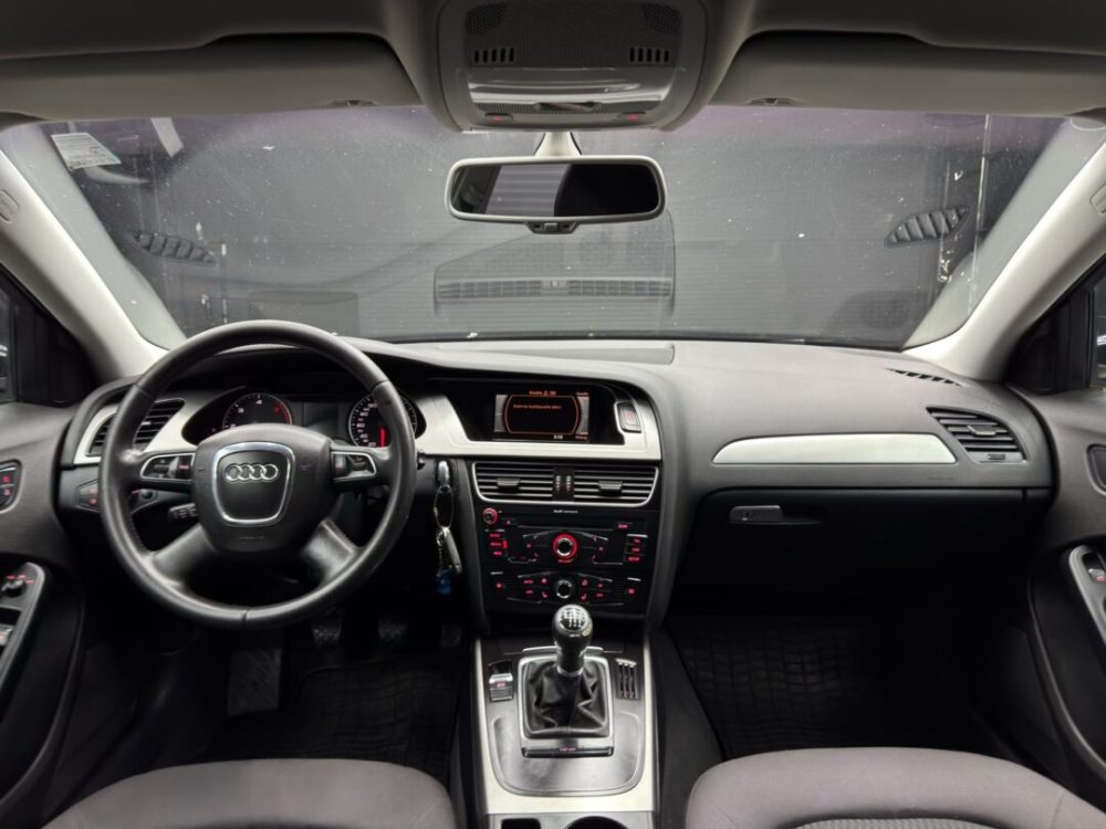 audi-a4-2-0-diesel-cutie-automata-an-2011-copie