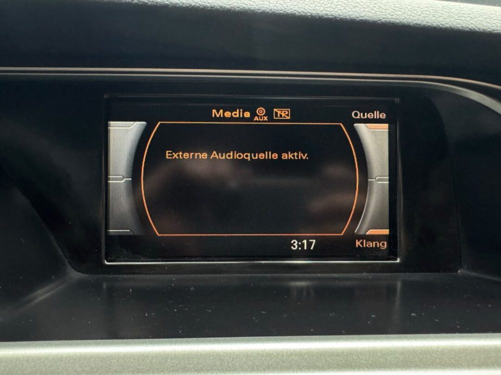 audi-a4-2-0-diesel-cutie-automata-an-2011-copie
