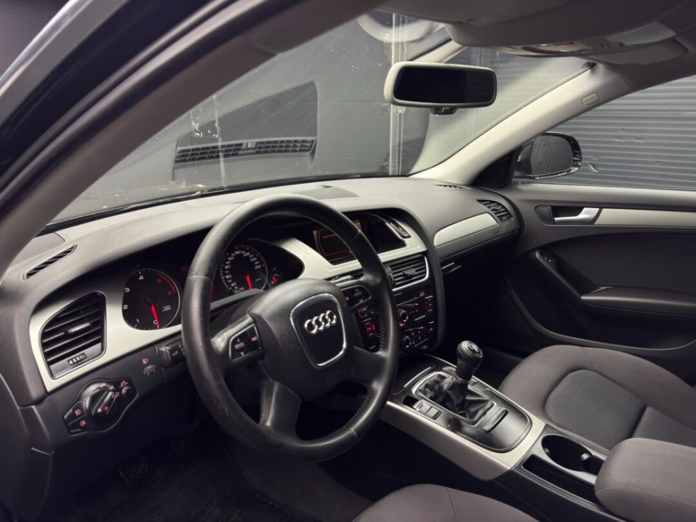 audi-a4-2-0-diesel-cutie-automata-an-2011-copie