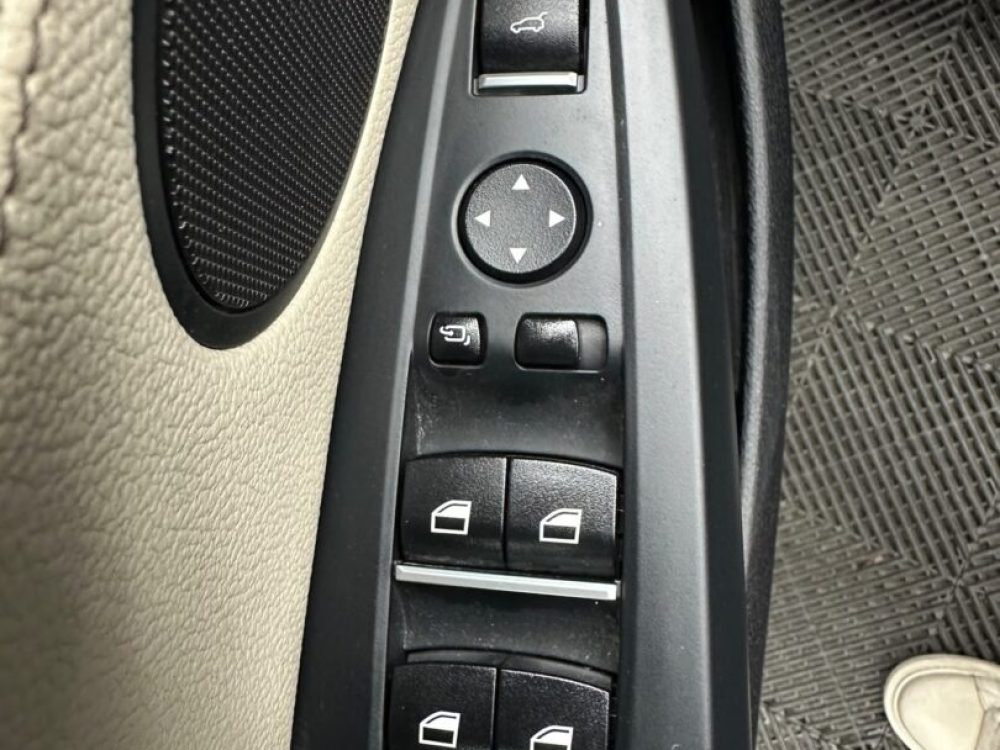 bmw-318d-2-0-diesel-navigatie-cutie-manuala-an-2012-copie