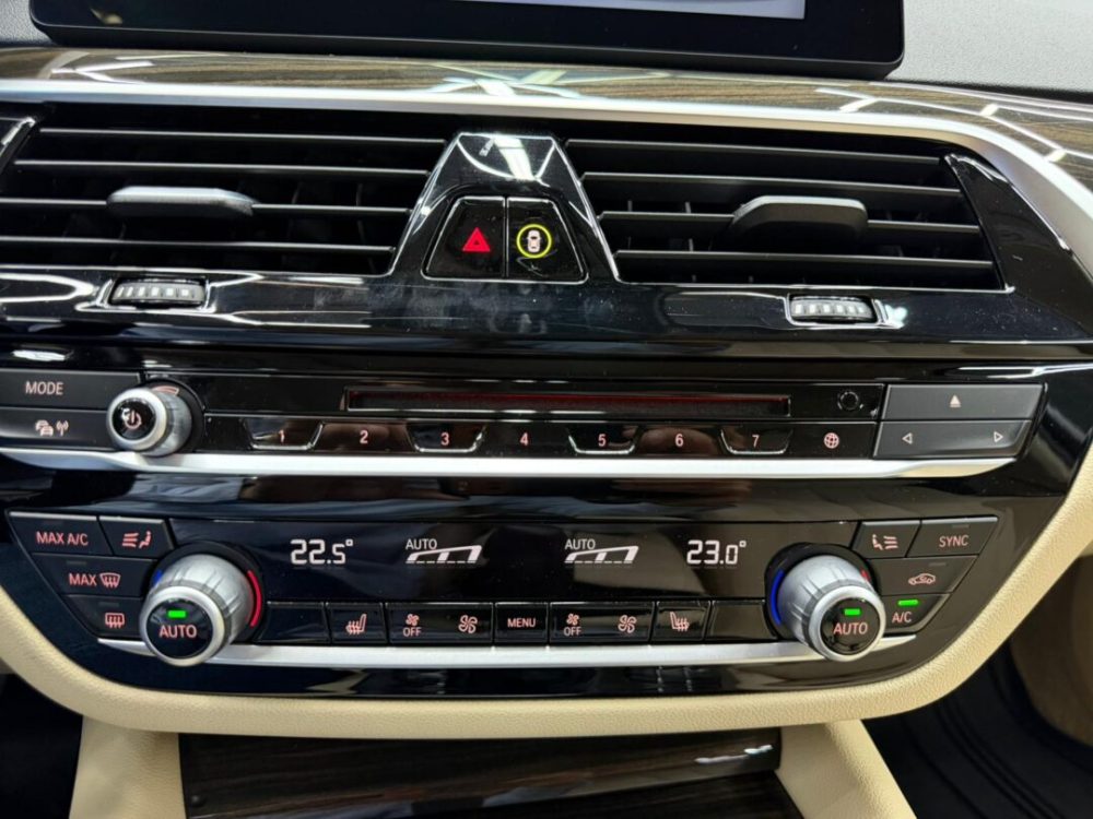 bmw-530e-2-0-hibrid-plug-in-iperformance-navigatie-an-2018