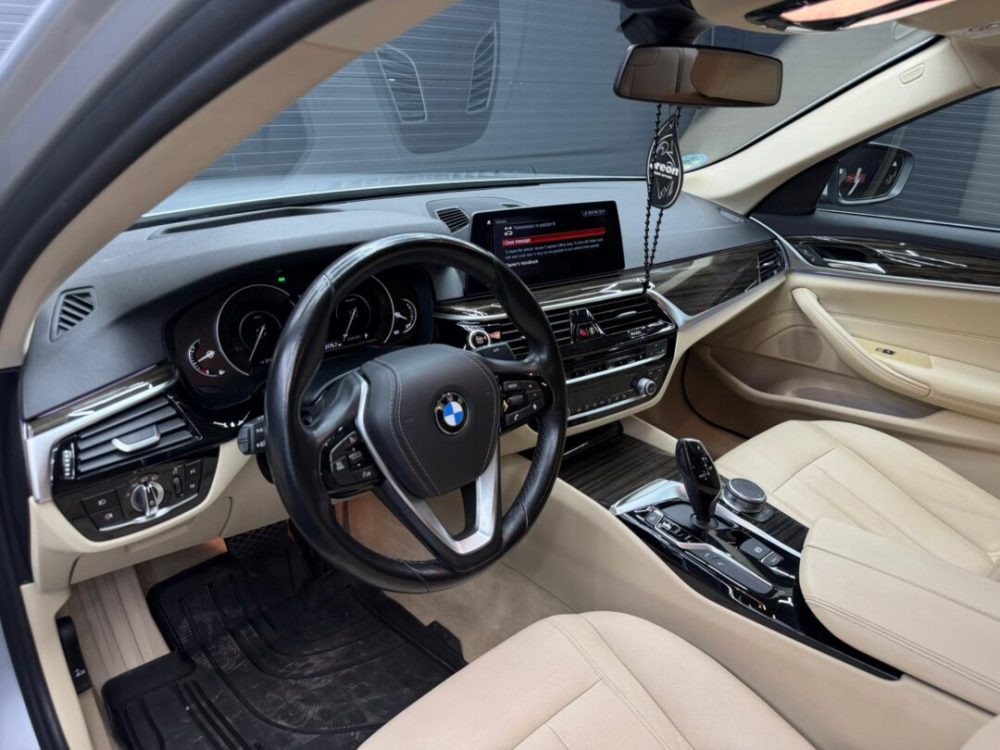 bmw-530e-2-0-hibrid-plug-in-iperformance-navigatie-an-2018