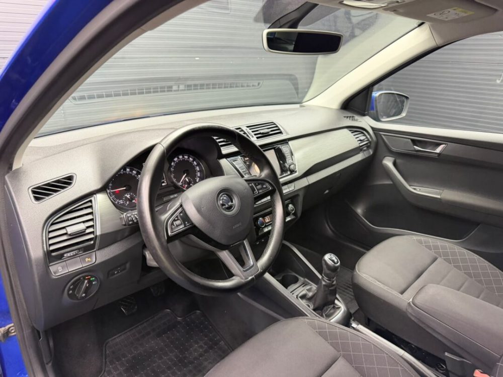 mercedes-benz-c-180-kompressor-cutie-automata-navigatie-an-2009-copie