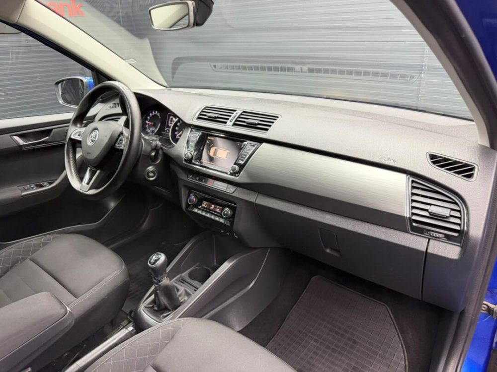 mercedes-benz-c-180-kompressor-cutie-automata-navigatie-an-2009-copie