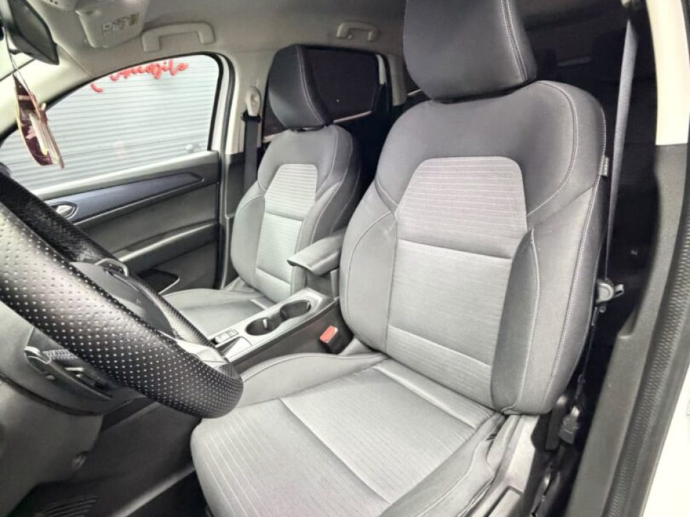 mercedes-benz-cla-180d-navigatie-cutie-manuala-an-2020-copie