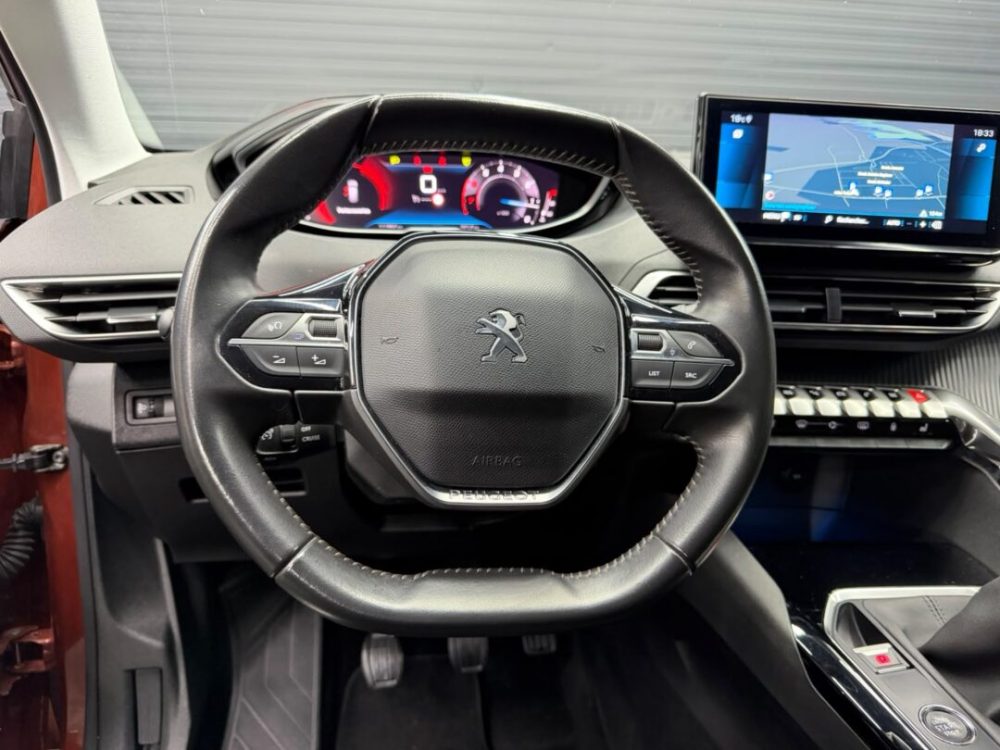 mercedes-benz-gla-200d-cutie-automata-navigatie-tva-deductibil-an-2023-copie