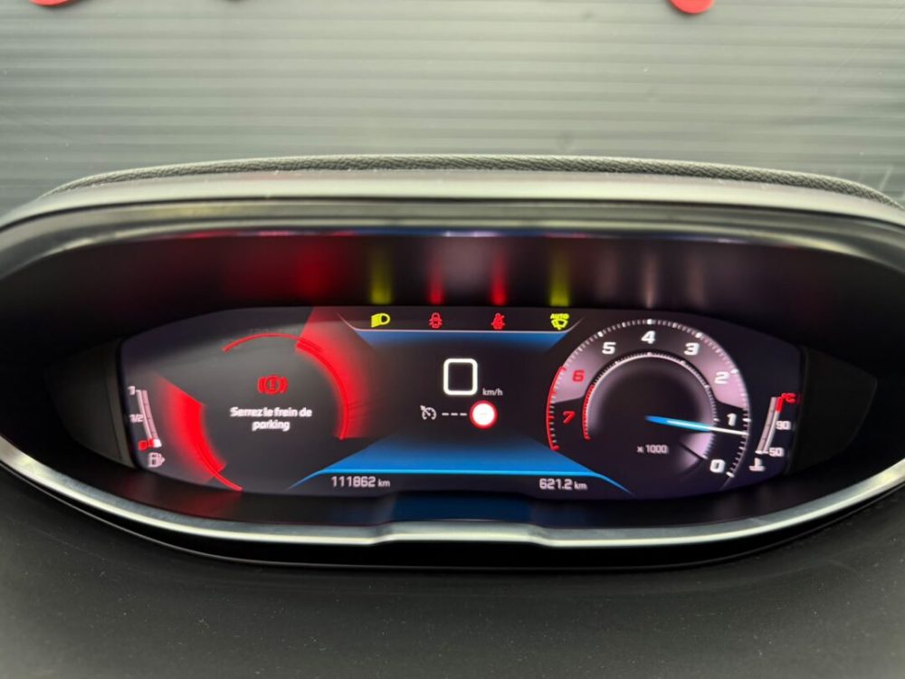 mercedes-benz-gla-200d-cutie-automata-navigatie-tva-deductibil-an-2023-copie