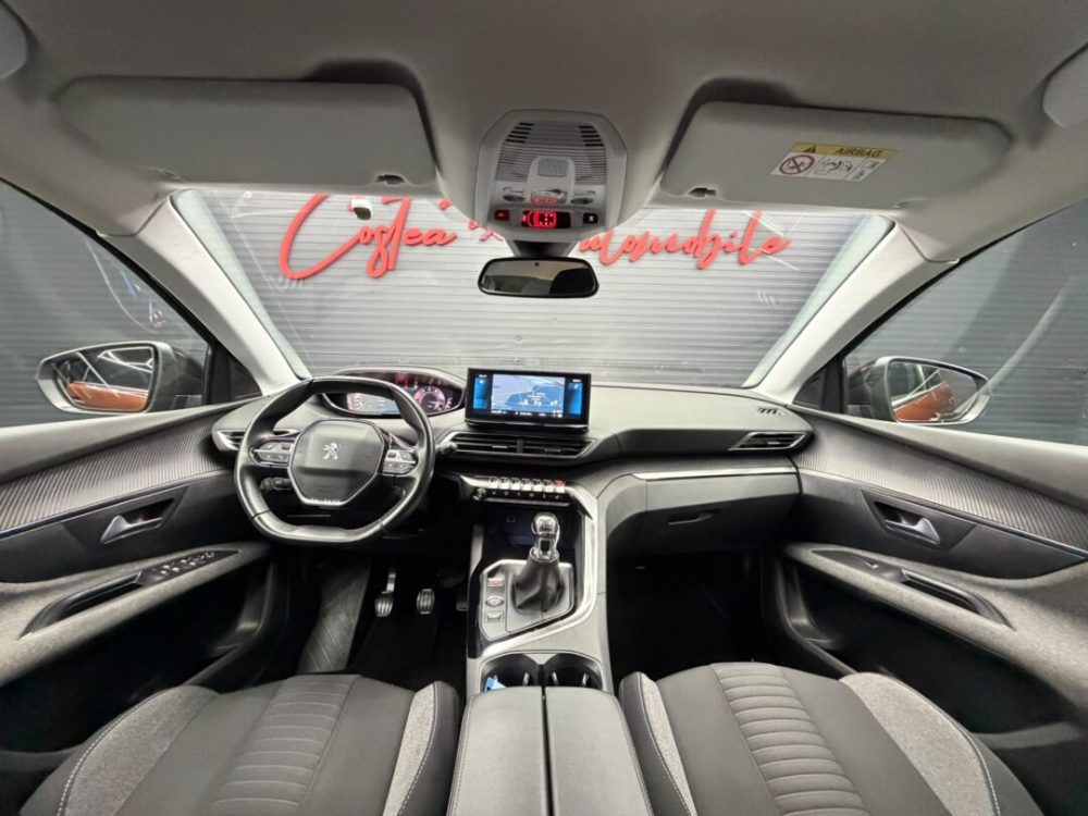 mercedes-benz-gla-200d-cutie-automata-navigatie-tva-deductibil-an-2023-copie