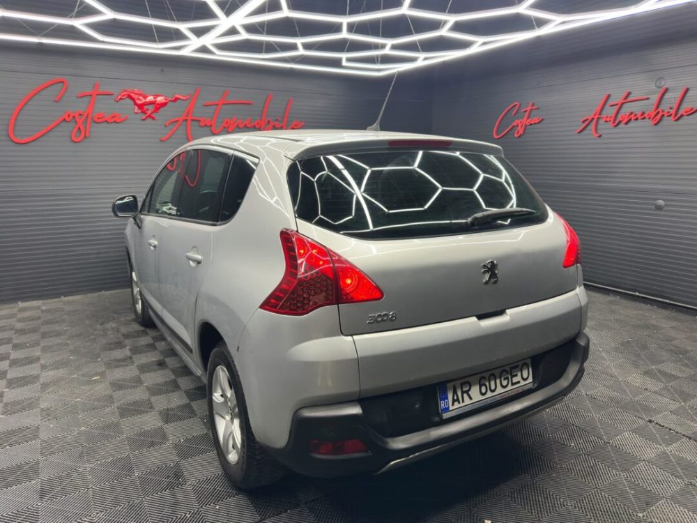 peugeot-5008-1-6-diesel-navigatie-7-locuri-an-2015-copie