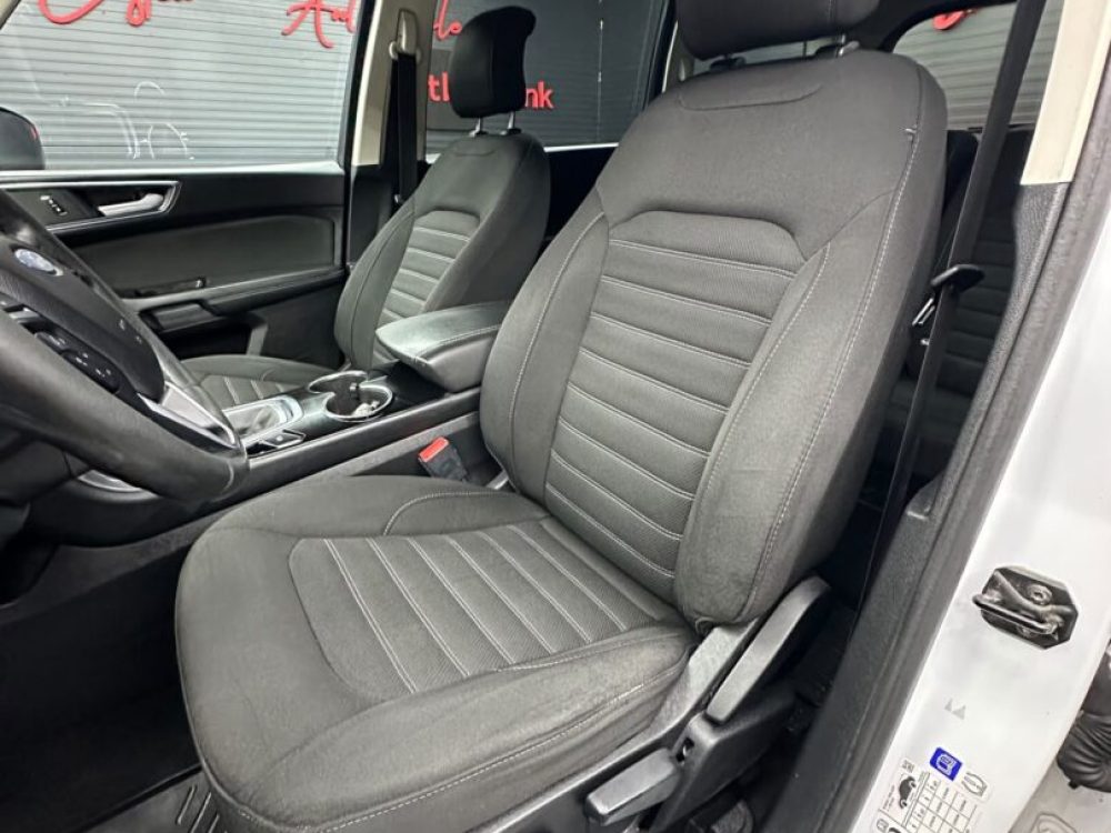 renault-espace-1-6-diesel-7-locuri-navigatie-cutie-automata-an-2015-copie