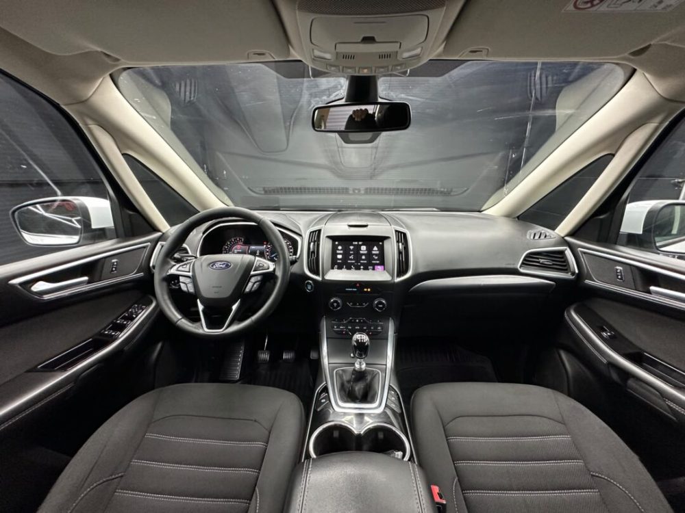 renault-espace-1-6-diesel-7-locuri-navigatie-cutie-automata-an-2015-copie
