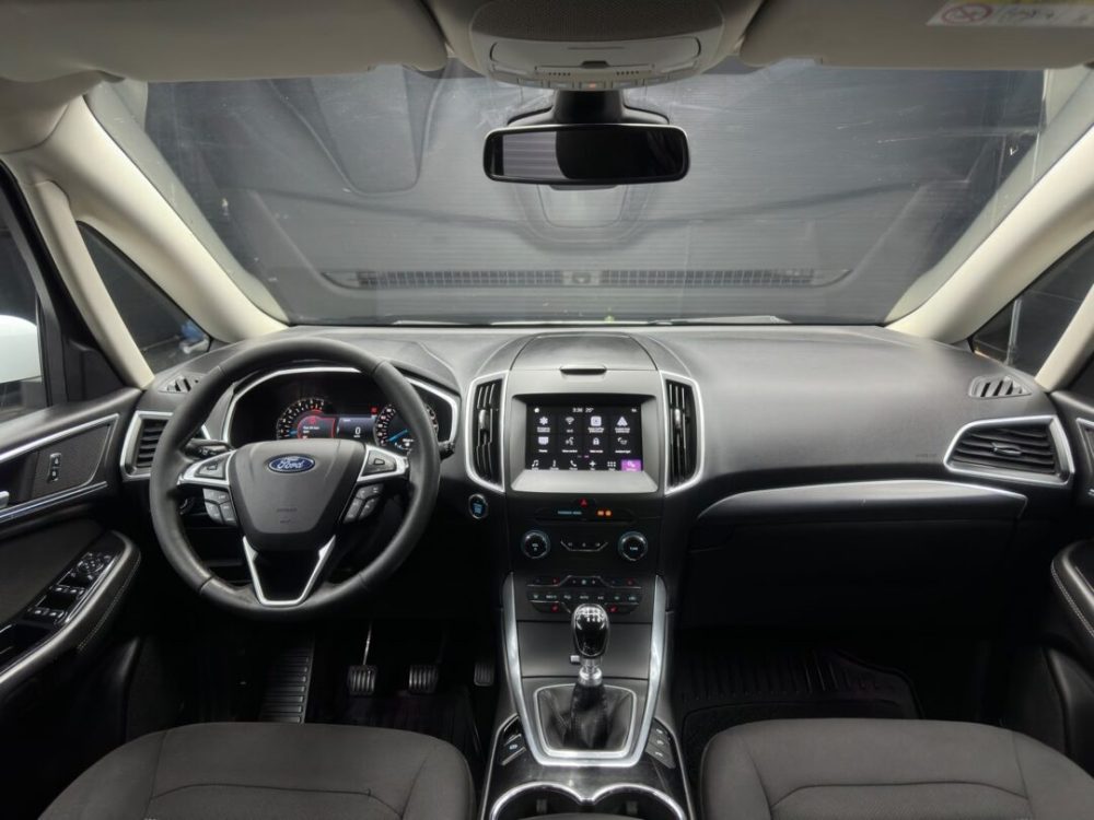 renault-espace-1-6-diesel-7-locuri-navigatie-cutie-automata-an-2015-copie