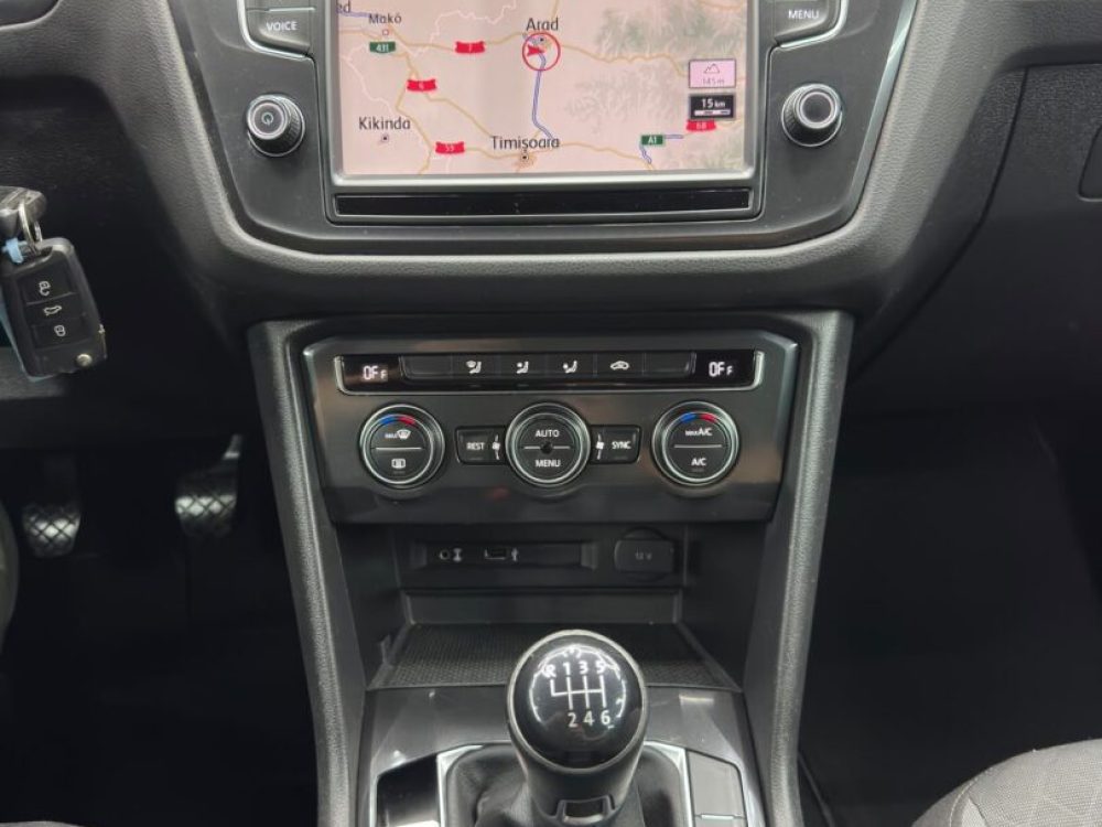 volkswagen-tiguan-2-0-diesel-navigatie-cutie-automata-an-2019-copie
