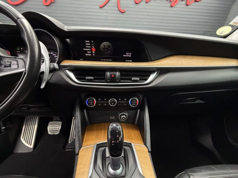volkswagen-tiguan-2-0-diesel-navigatie-cutie-manuala-an-2016-copie