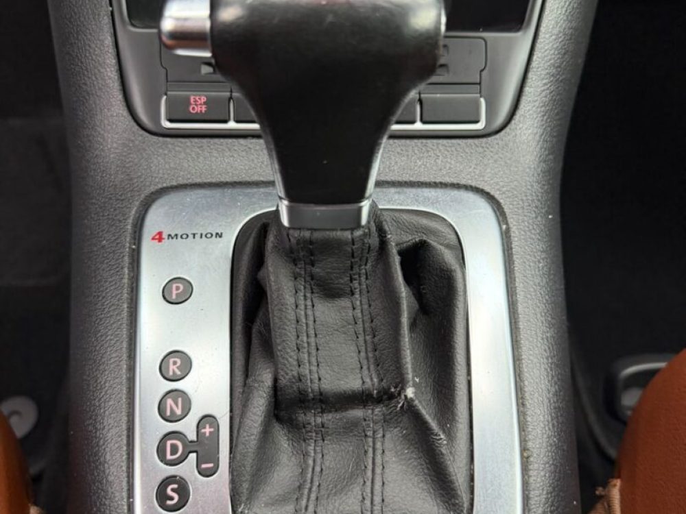 volkswagen-tiguan-2-0-diesel-navigatie-cutie-manuala-an-2016-copie