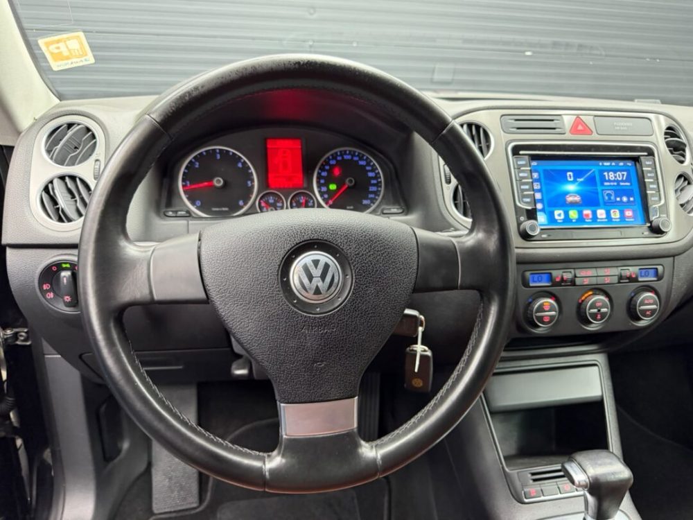 volkswagen-tiguan-2-0-diesel-navigatie-cutie-manuala-an-2016-copie